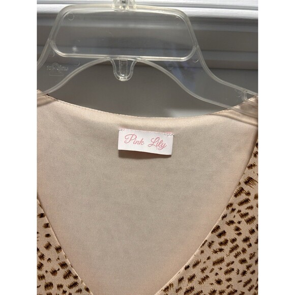 Pink Lily Women's Short Sleeve Dress Size medium Cheetah Leopard Print Ruffles - Picture 2 of 7